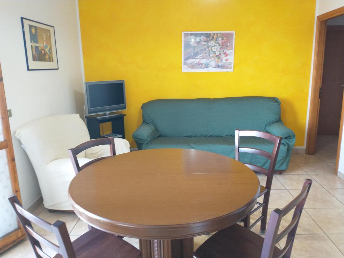Casa Blu Lejlighed Porto SantʼElpidio Eksteriør billede